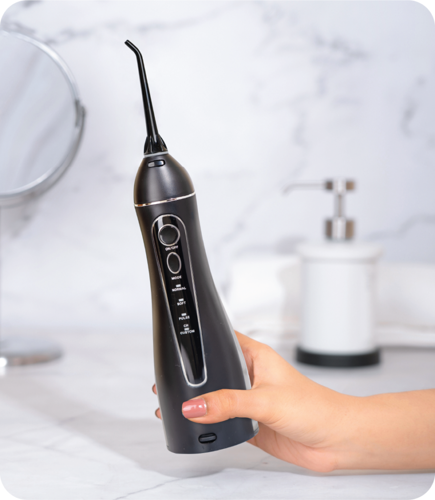 Oracura: one of the best water flossers in India